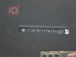 تۆیۆتا ڕاڤ 4